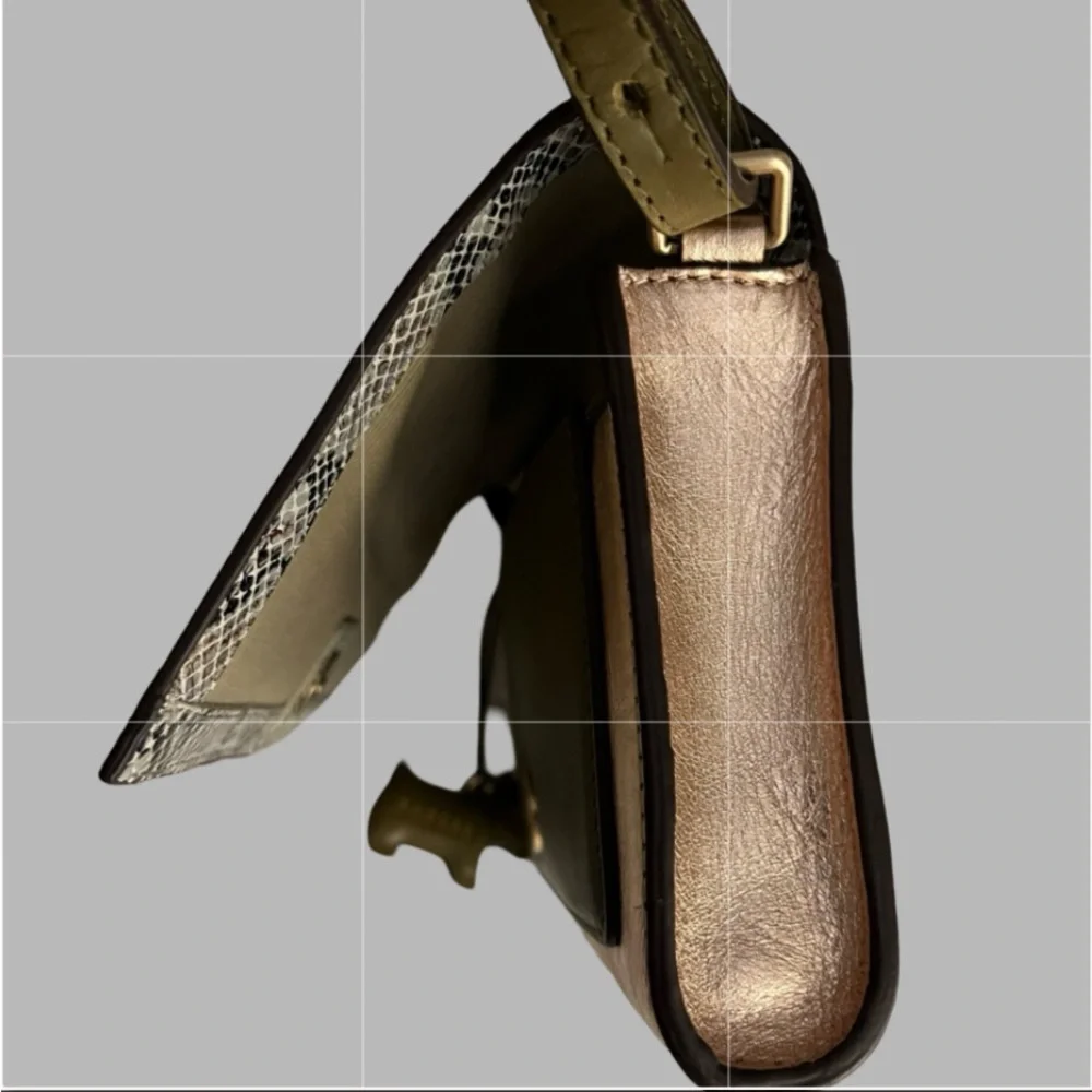 Radley London Woman Crossbody Handbag - Picture 9 of 15